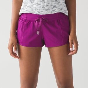 Lululemon Hotty Hot 4” Shorts
